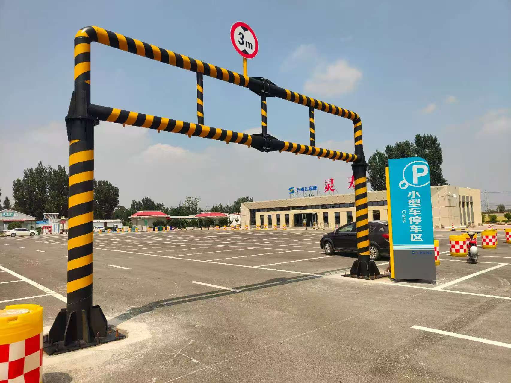 咸宁市公路标杆龙门架 - 厂家